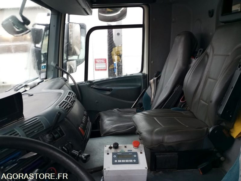 BOM Renault non roulante (sans culasse) 347000kms - Autogunoiere: Foto 3 BOM Renault non roulante (sans culasse) 347000kms - Autogunoiere: Foto 3