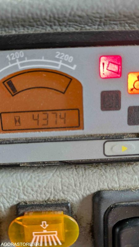 Balayeuse de voirie - Măturătoare stradală: Foto 5 Balayeuse de voirie - Măturătoare stradală: Foto 5