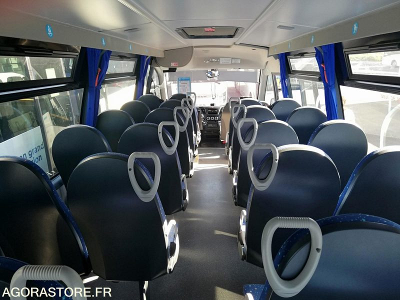 Bus Iveco UNVI 70C17 - 2017 - 120 000 km - Autobuz școlar: Foto 4 Bus Iveco UNVI 70C17 - 2017 - 120 000 km - Autobuz școlar: Foto 4