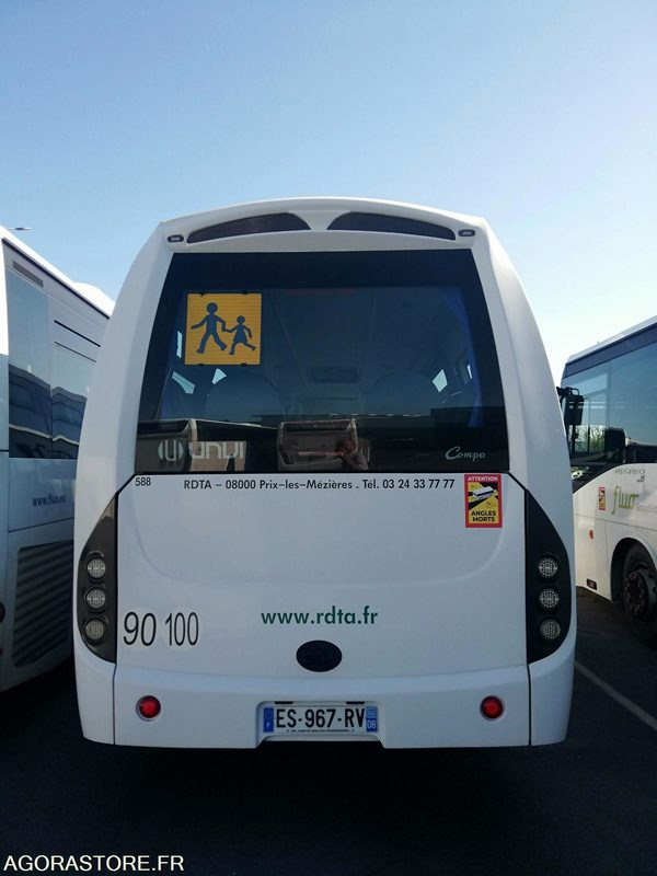 Bus Iveco UNVI 70C17 - 2017 - 120 000 km - Autobuz școlar: Foto 2 Bus Iveco UNVI 70C17 - 2017 - 120 000 km - Autobuz școlar: Foto 2