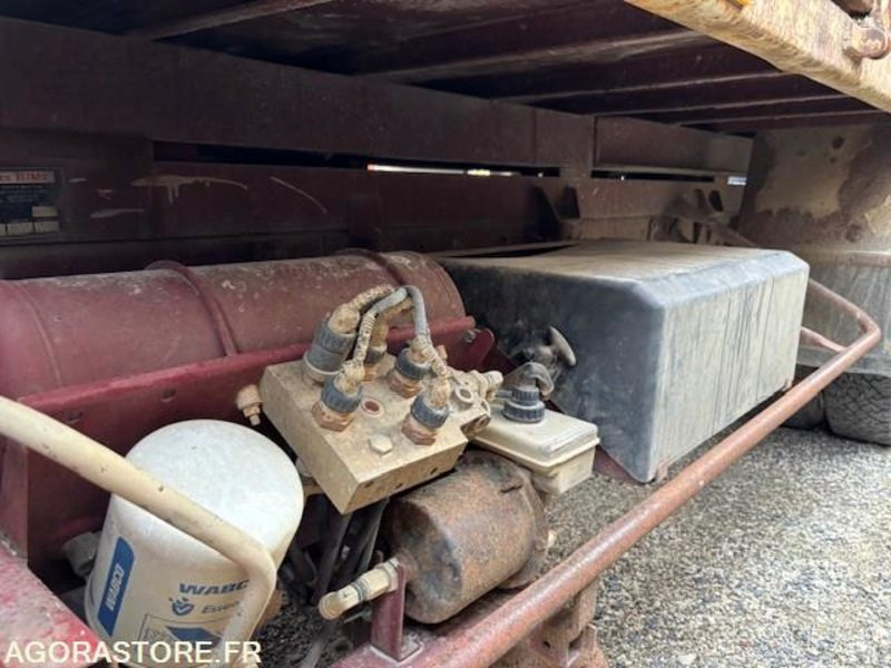 CAMION BENNE RENAULT S135 MIDLINER 1995 204000 KM - Camion basculantă: Foto 5 CAMION BENNE RENAULT S135 MIDLINER 1995 204000 KM - Camion basculantă: Foto 5