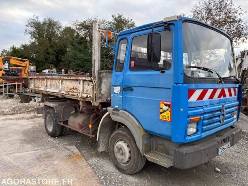 CAMION BENNE (TRI-BENNE) RENAULT S120 MIDLINER 1991 221000 KM - Camion basculantă: Foto 3 CAMION BENNE (TRI-BENNE) RENAULT S120 MIDLINER 1991 221000 KM - Camion basculantă: Foto 3