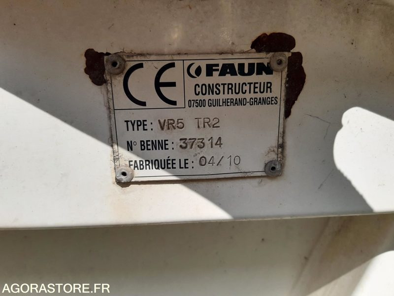 CAMION BOM AT-710-AS - Autogunoiere: Foto 4 CAMION BOM AT-710-AS - Autogunoiere: Foto 4