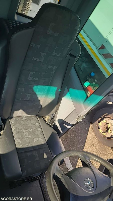 CG 622 LE - MERCEDES ECONIC 2633 - 2013 - 203000KM - Autogunoiere: Foto 4 CG 622 LE - MERCEDES ECONIC 2633 - 2013 - 203000KM - Autogunoiere: Foto 4