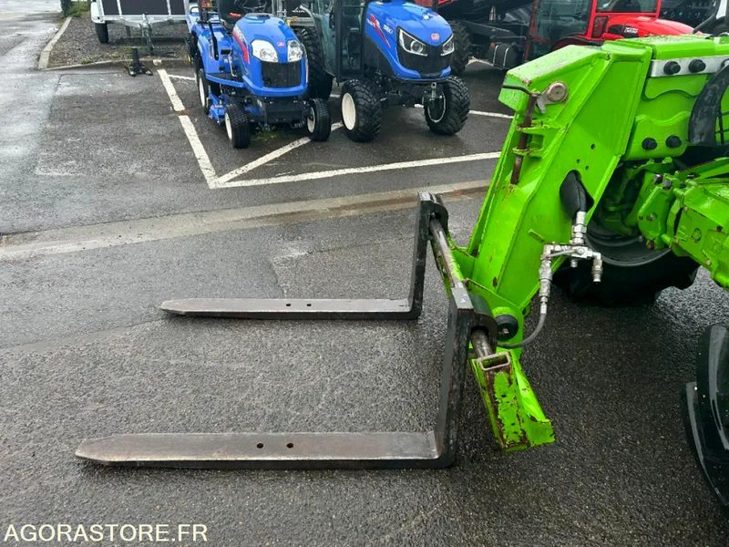 CHARIOT TELESCOPIQUE MERLO PANORAMIC P32.6 PLUS - 2013 / 2865 HEURES - Încărcător: Foto 4 CHARIOT TELESCOPIQUE MERLO PANORAMIC P32.6 PLUS - 2013 / 2865 HEURES - Încărcător: Foto 4