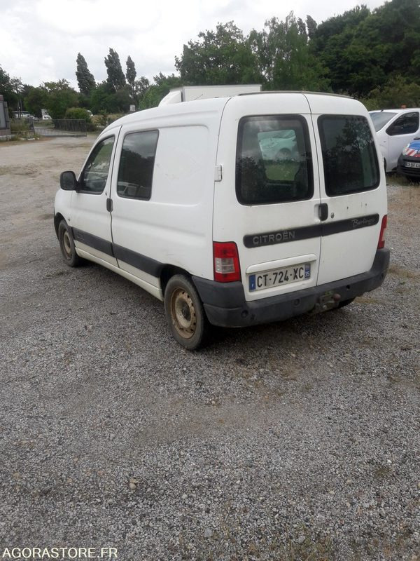 CITROEN BERLINGO - 2007 / 325868 KM (CT724XC) - Autoutilitară compactă: Foto 5 CITROEN BERLINGO - 2007 / 325868 KM (CT724XC) - Autoutilitară compactă: Foto 5