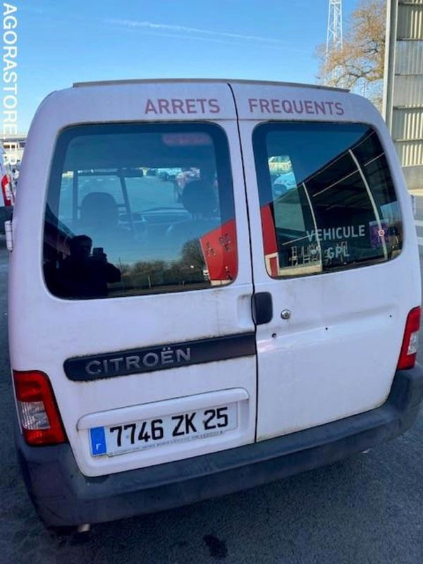 CITROEN BERLINGO ESS GPL 2499 - Autoutilitară compactă: Foto 3 CITROEN BERLINGO ESS GPL 2499 - Autoutilitară compactă: Foto 3