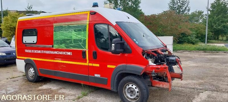 CITROEN JUMPER NON ROULANT - Ambulanță: Foto 3 CITROEN JUMPER NON ROULANT - Ambulanță: Foto 3