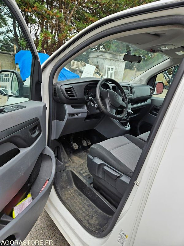CITROEN JUMPY SPACE TOURER 9 places 240051 kms ANNÉE 2019 - Microbuz, Transport persoane: Foto 5 CITROEN JUMPY SPACE TOURER 9 places 240051 kms ANNÉE 2019 - Microbuz, Transport persoane: Foto 5