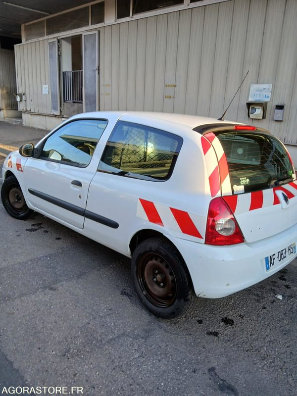 CLIO DCI 2009 203197 KM IL Y A UNE CONTRE VISITE - Autoutilitară compactă: Foto 3 CLIO DCI 2009 203197 KM IL Y A UNE CONTRE VISITE - Autoutilitară compactă: Foto 3