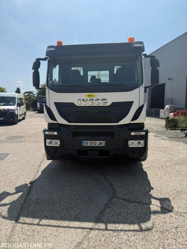 IVECO STRALIS MULTIBENNE 4x2 - 2015 / 60660KM - Camion: Foto 4 IVECO STRALIS MULTIBENNE 4x2 - 2015 / 60660KM - Camion: Foto 4