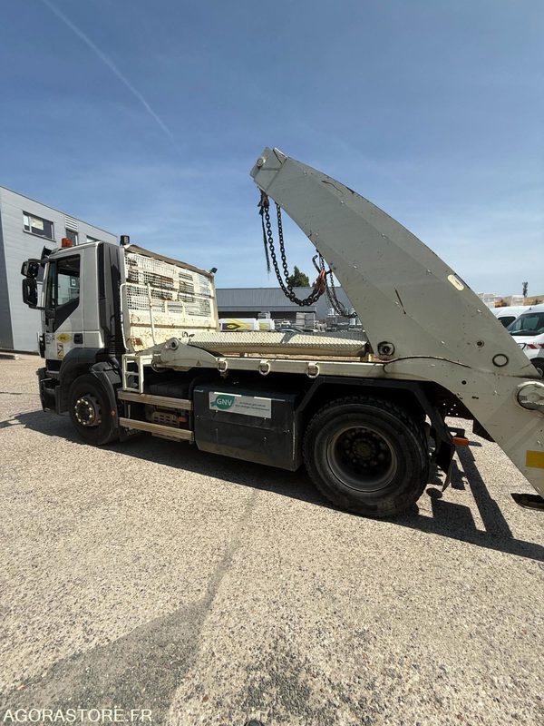 IVECO STRALIS MULTIBENNE 4x2 - 2015 / 60660KM - Camion: Foto 3 IVECO STRALIS MULTIBENNE 4x2 - 2015 / 60660KM - Camion: Foto 3