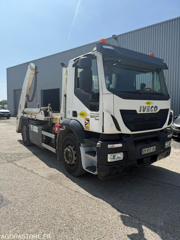 IVECO STRALIS MULTIBENNE 4x2 - 2015 / 61000KM - Camion: Foto 1 IVECO STRALIS MULTIBENNE 4x2 - 2015 / 61000KM - Camion: Foto 1