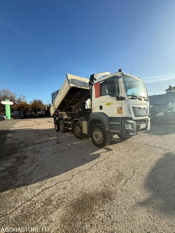 MAN 8x4 - 32-400 BiBenne grue - 11.2014 / 375000 KM - Camion: Foto 4 MAN 8x4 - 32-400 BiBenne grue - 11.2014 / 375000 KM - Camion: Foto 4