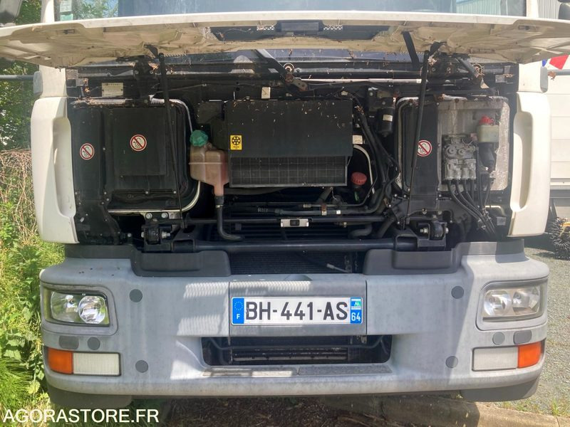 Camion MAN TGM 18.240 / 2008 / 357000KMS: Foto 12