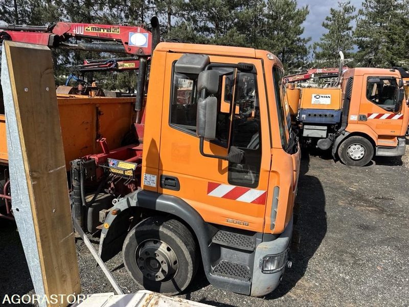Porteur Tribenne grue Iveco Eurocargo - BC251FS - Camion: Foto 4 Porteur Tribenne grue Iveco Eurocargo - BC251FS - Camion: Foto 4