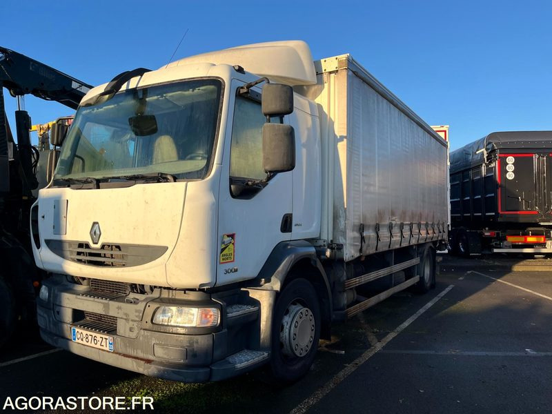 RENAULT MIDLUM - 2013 - 562 205km - Camion: Foto 1 RENAULT MIDLUM - 2013 - 562 205km - Camion: Foto 1