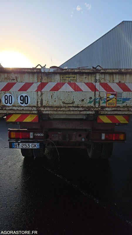 IVECO CAM - 2003 - 213734 KM - BY-253-GK - Cap tractor: Foto 3 IVECO CAM - 2003 - 213734 KM - BY-253-GK - Cap tractor: Foto 3