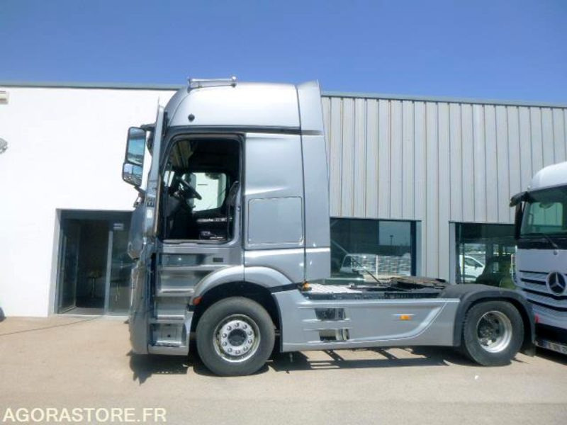MERCEDES ACTROS 1845 GRANDE CABINE - 2012 - IMMATRICULATION SLOVENE - Cap tractor: Foto 2 MERCEDES ACTROS 1845 GRANDE CABINE - 2012 - IMMATRICULATION SLOVENE - Cap tractor: Foto 2