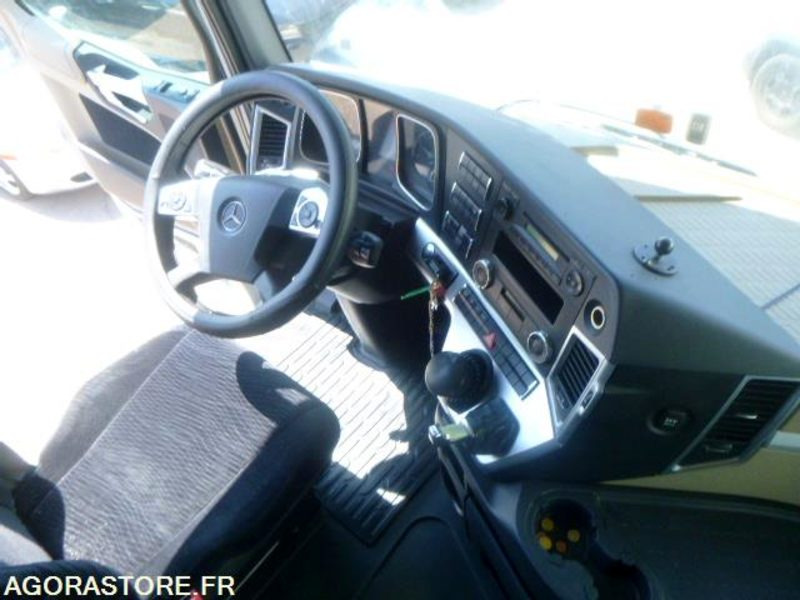 Leasing de MERCEDES ACTROS 1845 GRANDE CABINE - 2012 - IMMATRICULATION SLOVENE MERCEDES ACTROS 1845 GRANDE CABINE - 2012 - IMMATRICULATION SLOVENE: Foto 9 Leasing de MERCEDES ACTROS 1845 GRANDE CABINE - 2012 - IMMATRICULATION SLOVENE MERCEDES ACTROS 1845 GRANDE CABINE - 2012 - IMMATRICULATION SLOVENE: Foto 9