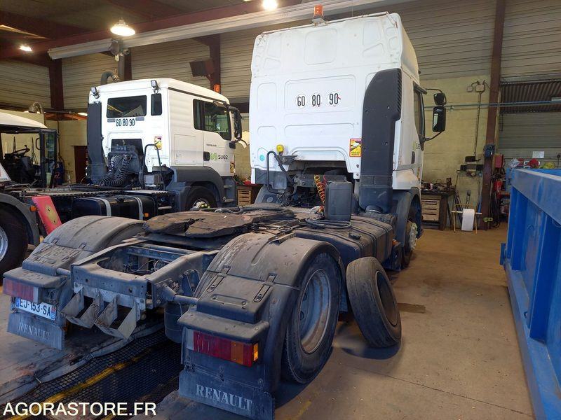 TRR RENAULT 19T - EJ153SA - Cap tractor: Foto 2 TRR RENAULT 19T - EJ153SA - Cap tractor: Foto 2