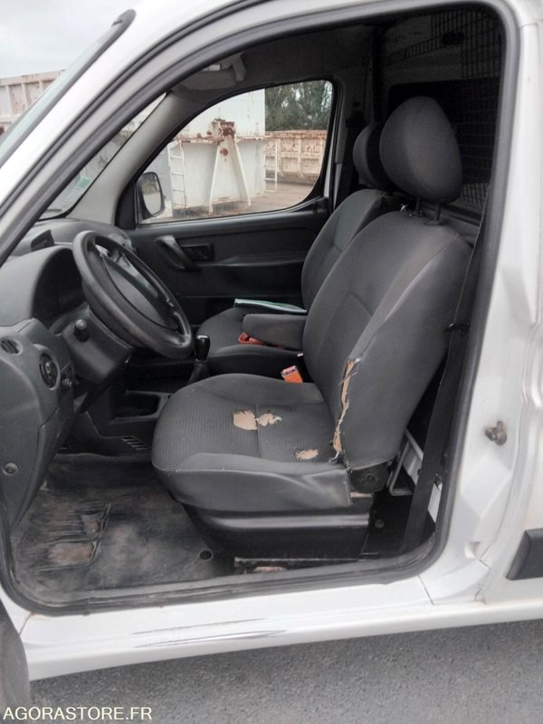 Citroën Berlingo 1,6 HDI - Autoutilitară compactă: Foto 5 Citroën Berlingo 1,6 HDI - Autoutilitară compactă: Foto 5