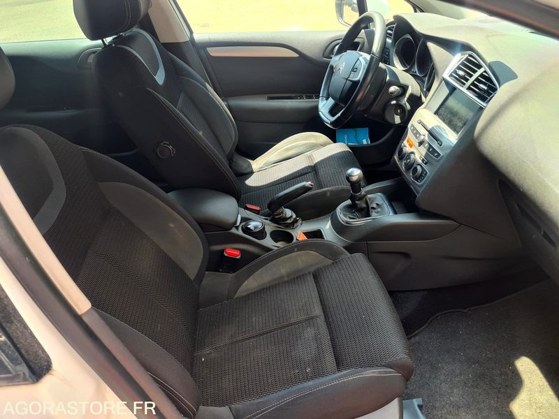 Citroën C4 EV-500-GR - véhicule non roulant - Automobil: Foto 3 Citroën C4 EV-500-GR - véhicule non roulant - Automobil: Foto 3
