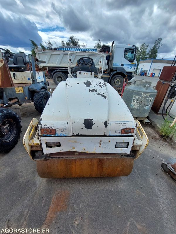 Compacteur tandem - Cilindru compactor: Foto 1 Compacteur tandem - Cilindru compactor: Foto 1