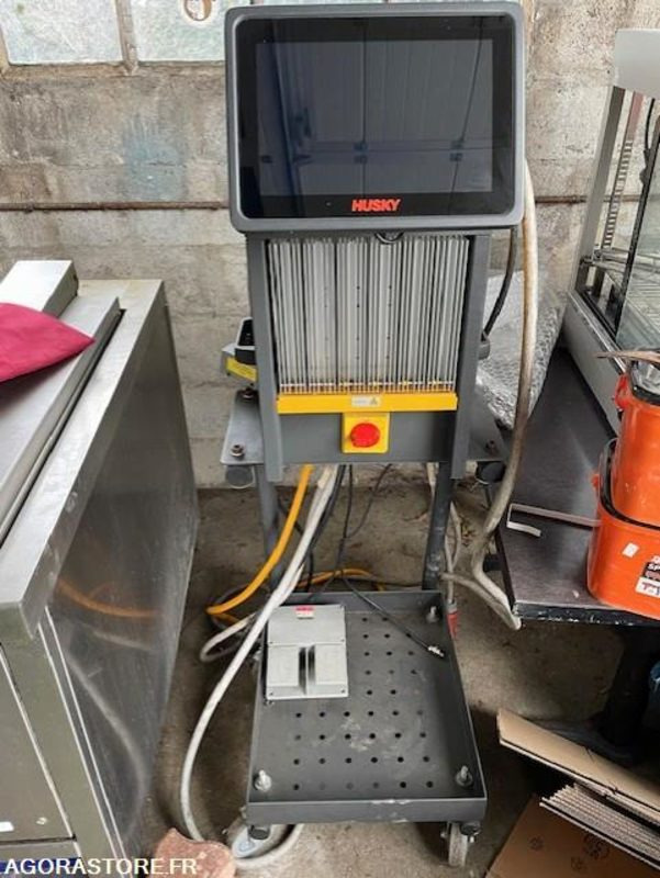 Controleur de moules ALTANIUM HUSKY - Unealtă/ Echipament: Foto 1 Controleur de moules ALTANIUM HUSKY - Unealtă/ Echipament: Foto 1