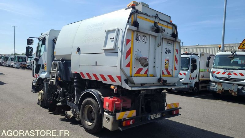 DJ 330 YP - RENAULT MIDLUM 220 - 2014 - 96138KM - Măturătoare stradală: Foto 3 DJ 330 YP - RENAULT MIDLUM 220 - 2014 - 96138KM - Măturătoare stradală: Foto 3