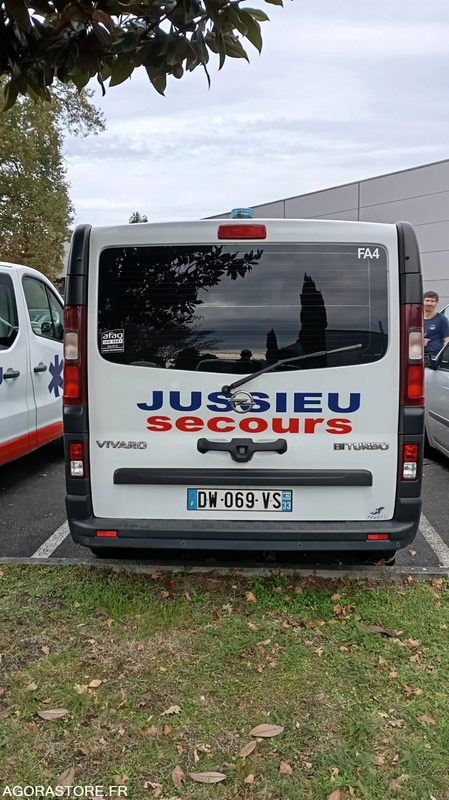 DW-069-VS - Non Roulant - OPEL VIVARO - VASP - 328 164 Kms - Ambulanță: Foto 4 DW-069-VS - Non Roulant - OPEL VIVARO - VASP - 328 164 Kms - Ambulanță: Foto 4