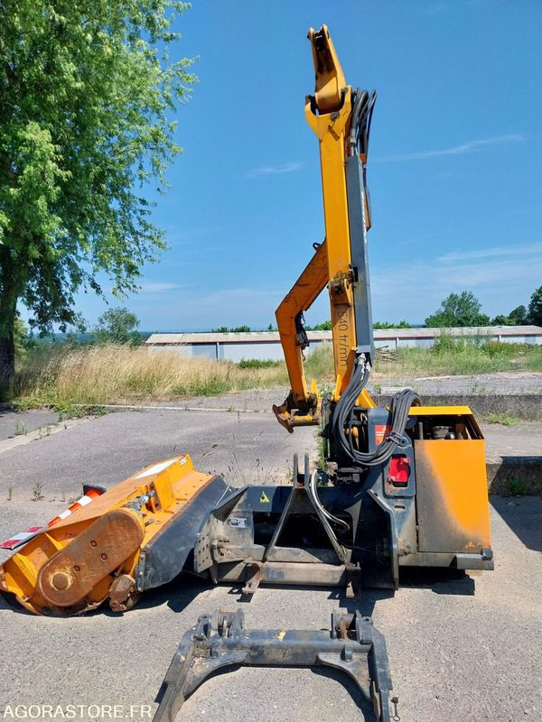 Epareuse Norémat Optima avec tête de fauchage rousseau technipro 160 - Tocător cu braţ: Foto 4 Epareuse Norémat Optima avec tête de fauchage rousseau technipro 160 - Tocător cu braţ: Foto 4