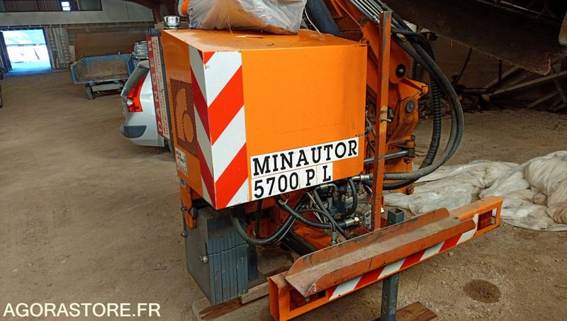 Epareuse Rousseau M65C K01 F35 - Tocător cu braţ: Foto 2 Epareuse Rousseau M65C K01 F35 - Tocător cu braţ: Foto 2