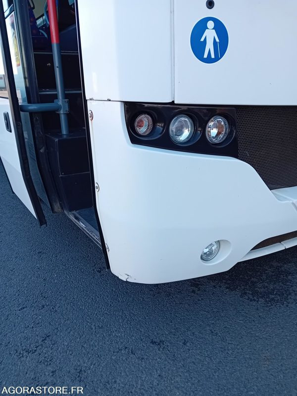 FAST SCOLER 4 - CZ 675 AR - E5 - 2013 - 140000 KM - - Autobuz școlar: Foto 2 FAST SCOLER 4 - CZ 675 AR - E5 - 2013 - 140000 KM - - Autobuz școlar: Foto 2