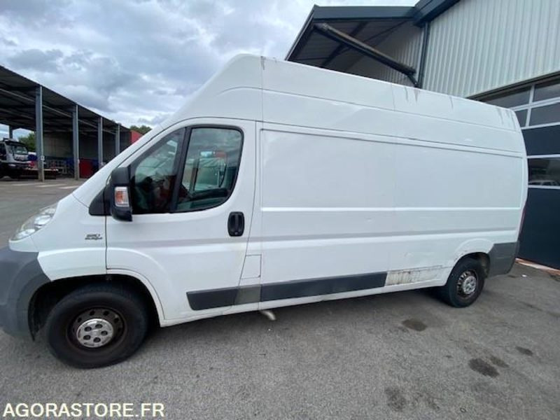 FIAT DUCATO (PAR 3340) - Dubă: Foto 1 FIAT DUCATO (PAR 3340) - Dubă: Foto 1