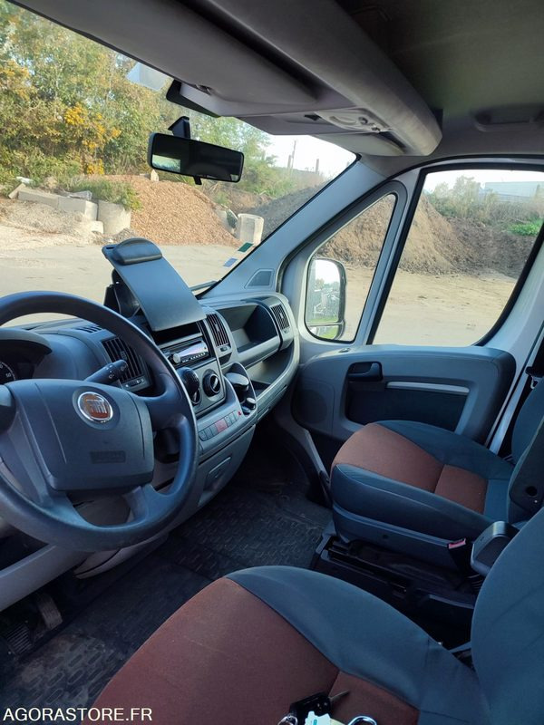 FIAT DUCATO TPMR - Roulant - 2009  (91 120 km) - Dubă: Foto 5 FIAT DUCATO TPMR - Roulant - 2009  (91 120 km) - Dubă: Foto 5