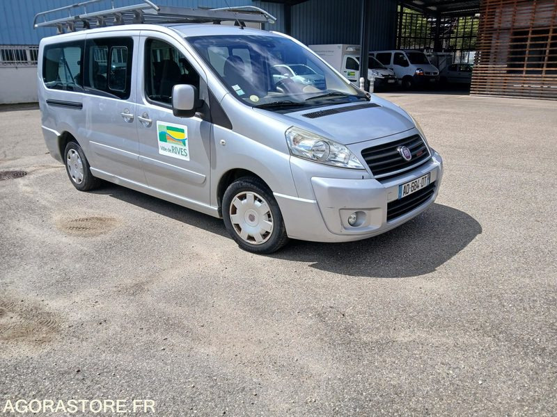 FIAT SCUDO PANORAMA - 9 places - Microbuz, Transport persoane: Foto 2 FIAT SCUDO PANORAMA - 9 places - Microbuz, Transport persoane: Foto 2