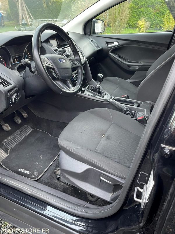 FORD-FOCUS-2015-170332KMS - Automobil: Foto 5 FORD-FOCUS-2015-170332KMS - Automobil: Foto 5