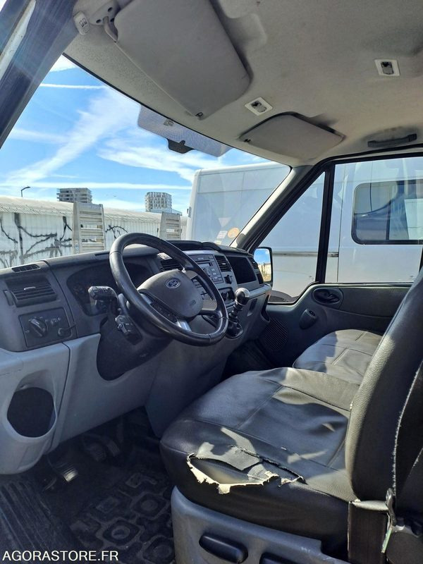 FORD | TRANSIT | 2009 | 140117KM - Dubă: Foto 3 FORD | TRANSIT | 2009 | 140117KM - Dubă: Foto 3