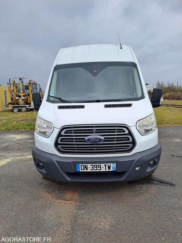 FORD | TRANSIT FOURGON | 2015 | 258957KM - Dubă: Foto 1 FORD | TRANSIT FOURGON | 2015 | 258957KM - Dubă: Foto 1