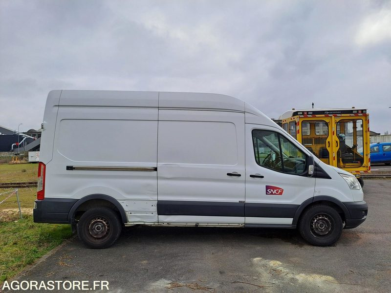 FORD | TRANSIT FOURGON | 2015 | 258957KM - Dubă: Foto 4 FORD | TRANSIT FOURGON | 2015 | 258957KM - Dubă: Foto 4