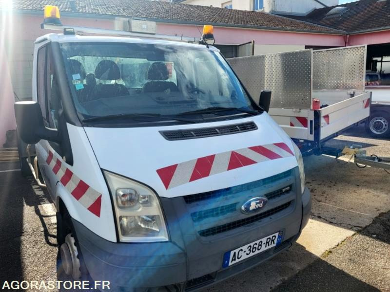 FORD transit avec système ampirol (sans contrôle technique) - Autoutilitară basculantă: Foto 2 FORD transit avec système ampirol (sans contrôle technique) - Autoutilitară basculantă: Foto 2