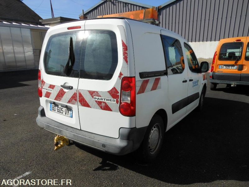 FOURGONNETTE PEUGEOT PARTNER (BE127) - Autoutilitară compactă: Foto 2 FOURGONNETTE PEUGEOT PARTNER (BE127) - Autoutilitară compactă: Foto 2