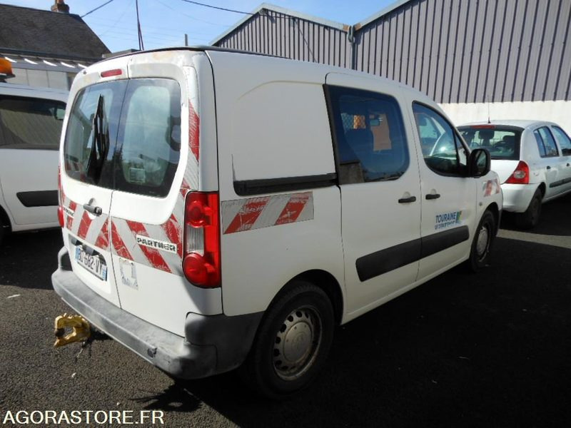 FOURGONNETTE PEUGEOT PARTNER (BE133) - Autoutilitară compactă: Foto 3 FOURGONNETTE PEUGEOT PARTNER (BE133) - Autoutilitară compactă: Foto 3
