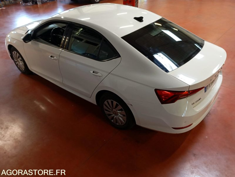 FY-185-TK - Non Roulant - PP - SKODA OCTAVIA - VP - 220 708 Kms - Automobil: Foto 2 FY-185-TK - Non Roulant - PP - SKODA OCTAVIA - VP - 220 708 Kms - Automobil: Foto 2