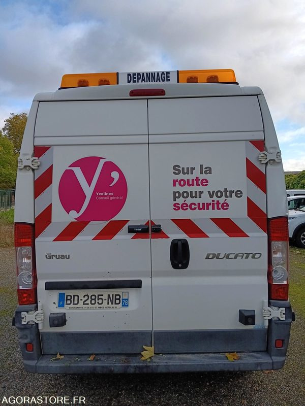 Fiat Ducato - 132 793 Kms - 2010 - Dubă: Foto 4 Fiat Ducato - 132 793 Kms - 2010 - Dubă: Foto 4