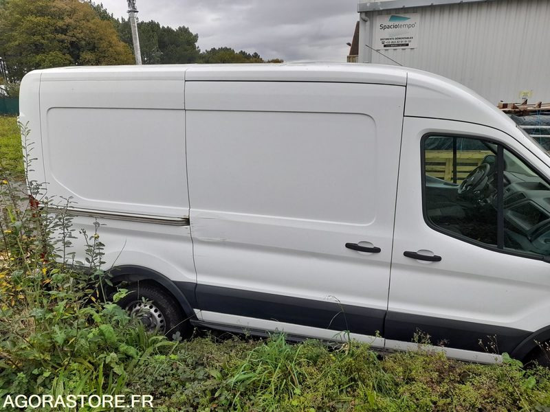Ford Transit - 2015 - 104229 Kms - Dubă: Foto 2 Ford Transit - 2015 - 104229 Kms - Dubă: Foto 2