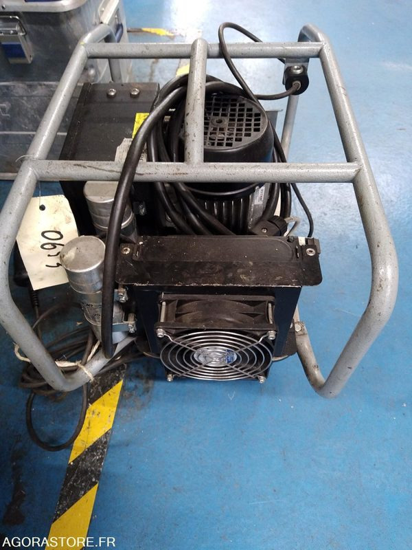 GROUPE HYDRAULIQUE POUR SERRAGE - Unealtă/ Echipament: Foto 2 GROUPE HYDRAULIQUE POUR SERRAGE - Unealtă/ Echipament: Foto 2