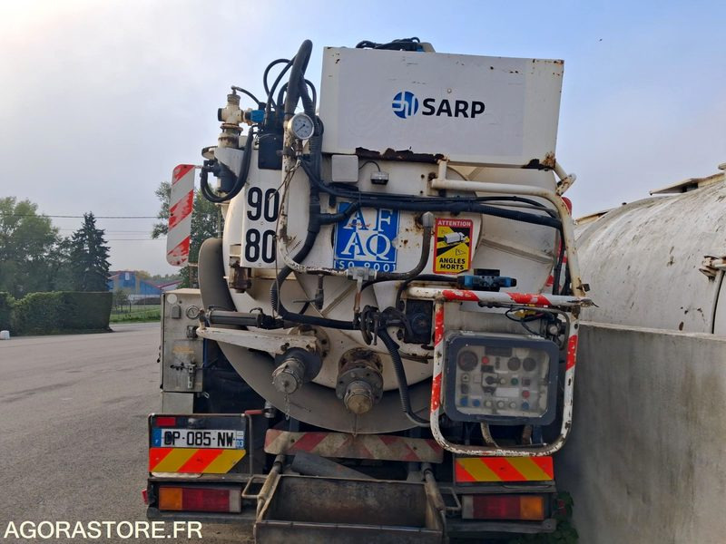 Hydrocureur Huwer/Renault 19T CP085NW (VENTE UNIQUEMENT EXPORT) - Maşină pentru vidanjări: Foto 3 Hydrocureur Huwer/Renault 19T CP085NW (VENTE UNIQUEMENT EXPORT) - Maşină pentru vidanjări: Foto 3