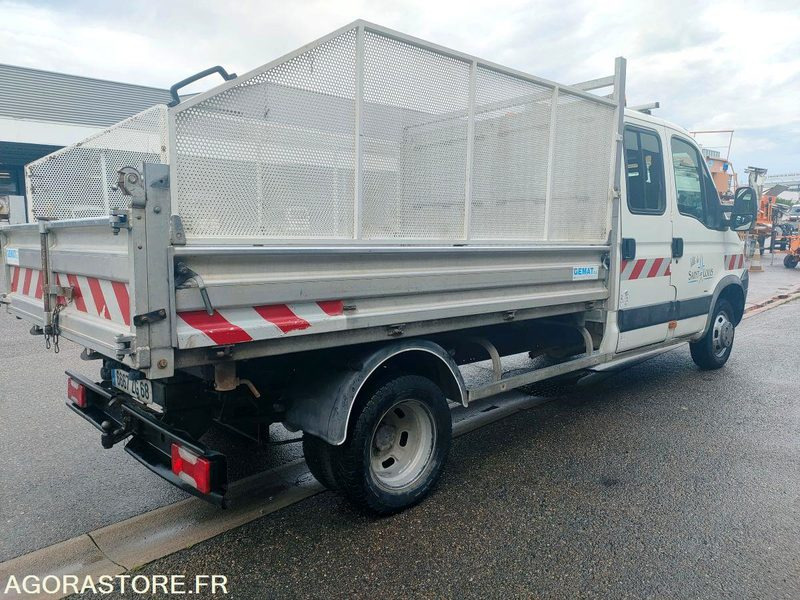 IVECO 35C12D - Dubă: Foto 3 IVECO 35C12D - Dubă: Foto 3